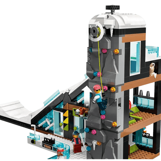 LEGO: Ski and Climbing Center