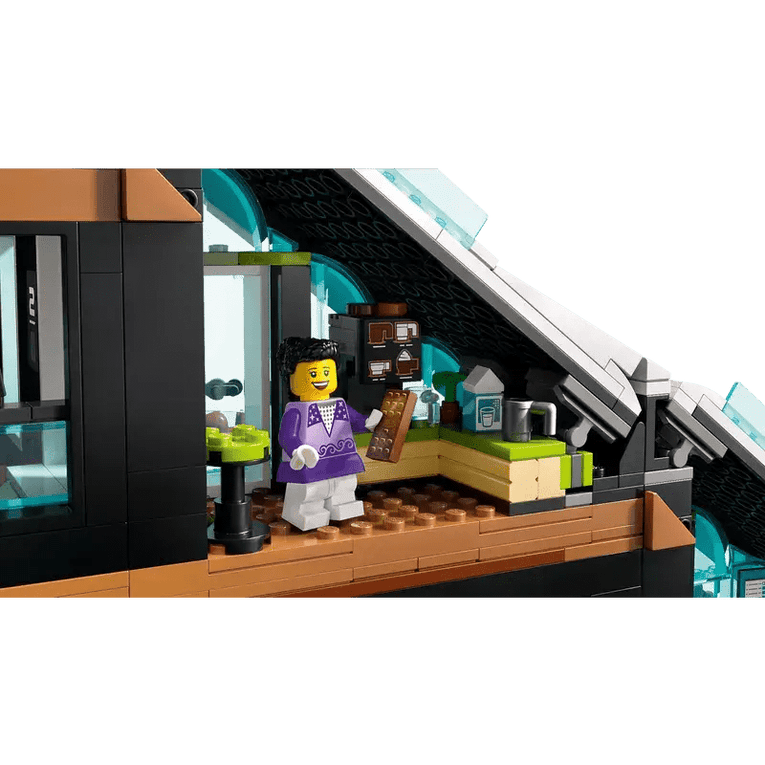 LEGO: Ski and Climbing Center