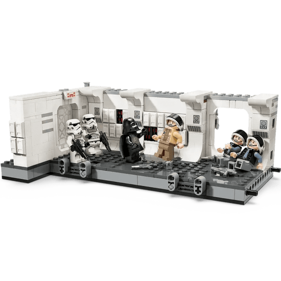 LEGO: Boarding the Tantive IV™