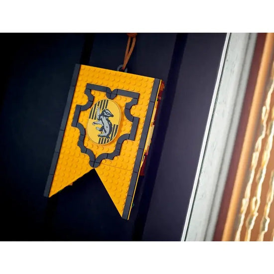 LEGO: Hufflepuff™ House Banner