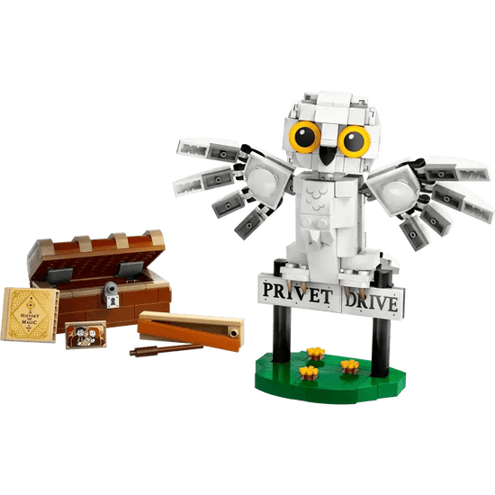 LEGO: Hedwig™ at 4 Privet Drive