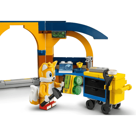 LEGO: Tails' Workshop and Tornado Plane