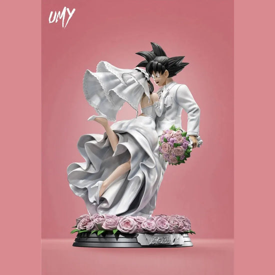 Goku & Qiqi Wedding Statue